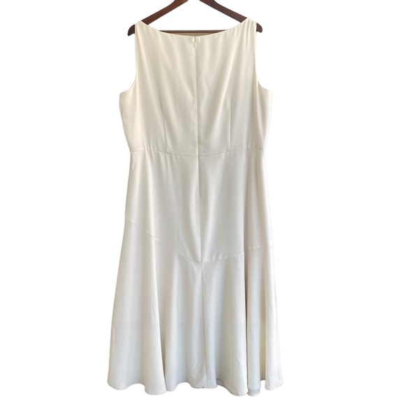 Gal Meets Glam Juliet Ruffled Hi-Low Ivory White Cowl Neck Sleeveless Midi dress - Picture 3 of 15